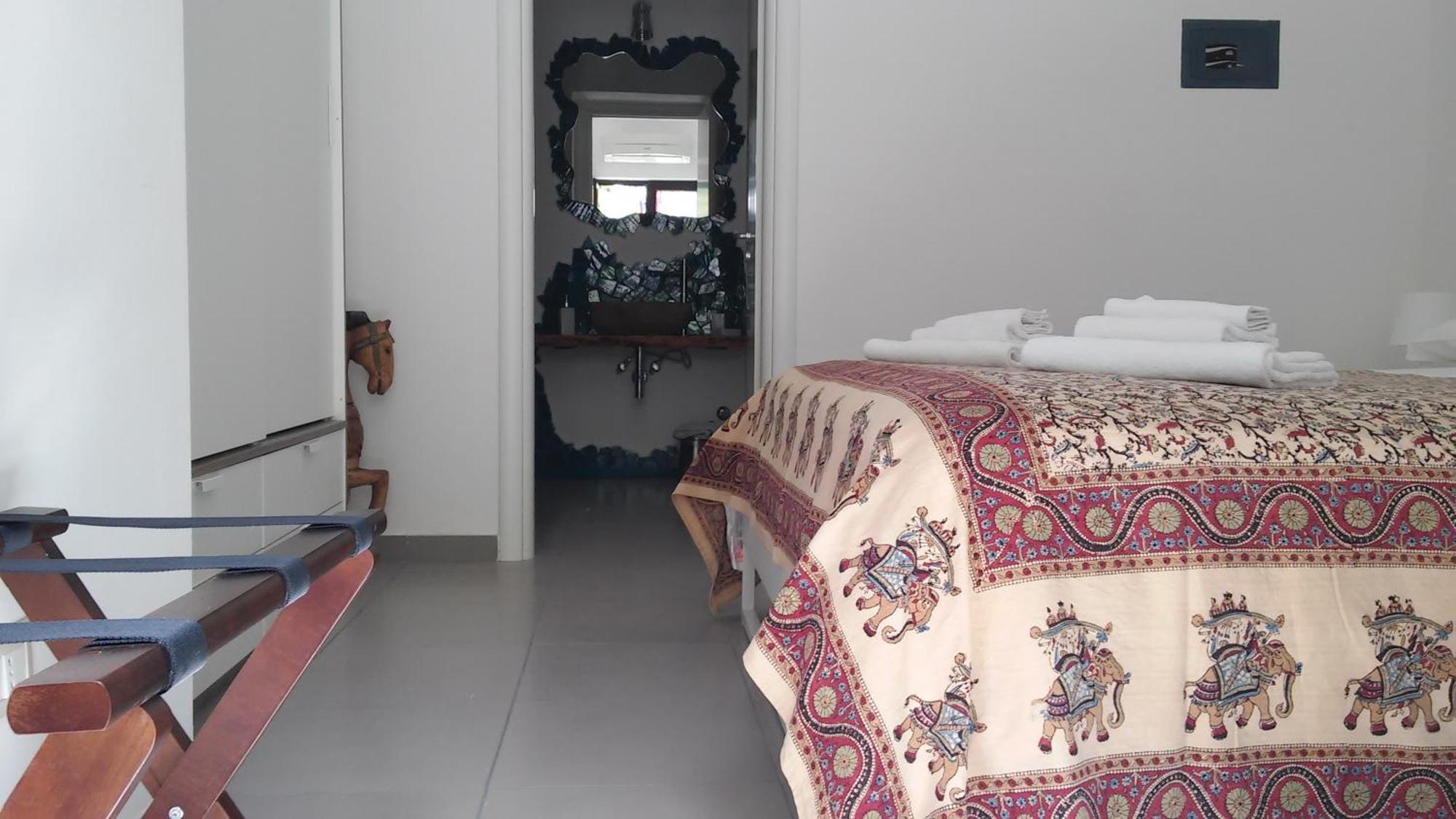La Casa A Mare B&B Месина Стая снимка