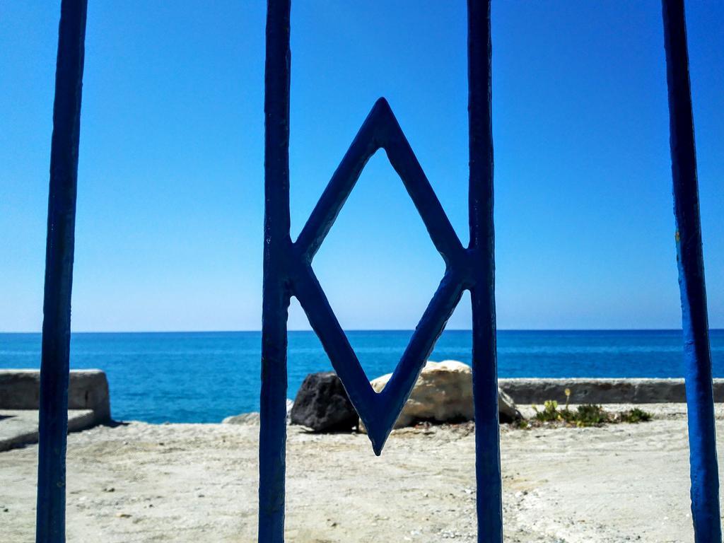 La Casa A Mare B&B Месина Екстериор снимка
